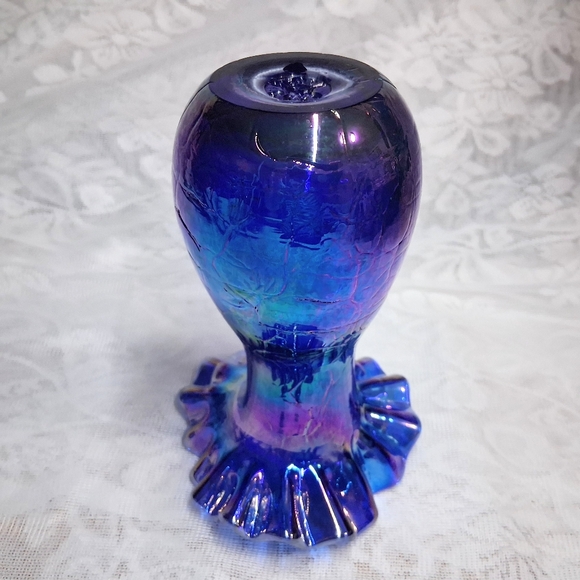 Vintage Gibson Glass Vase Iridescent Blue Ruffle Top Carnival Crackle Finish 6.5 - Picture 15 of 17